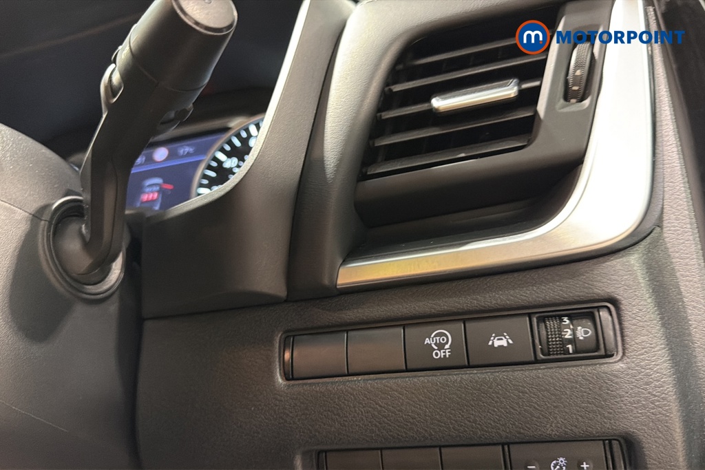 Nissan Qashqai Acenta Premium Manual Petrol SUV - Stock Number (1670969) - 11th supplementary image
