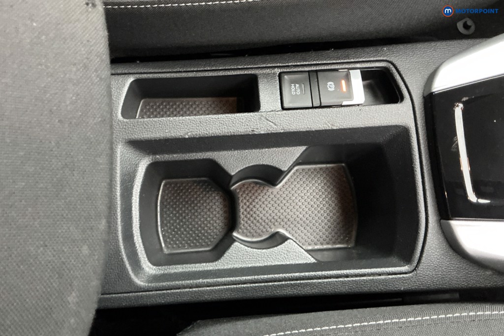 Volkswagen T-Roc Life Automatic Petrol SUV - Stock Number (1620915) - 14th supplementary image
