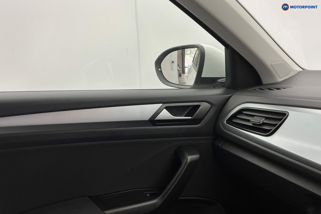 Volkswagen T-Roc Life Automatic Petrol SUV - Stock Number (1620915) - 19th supplementary image