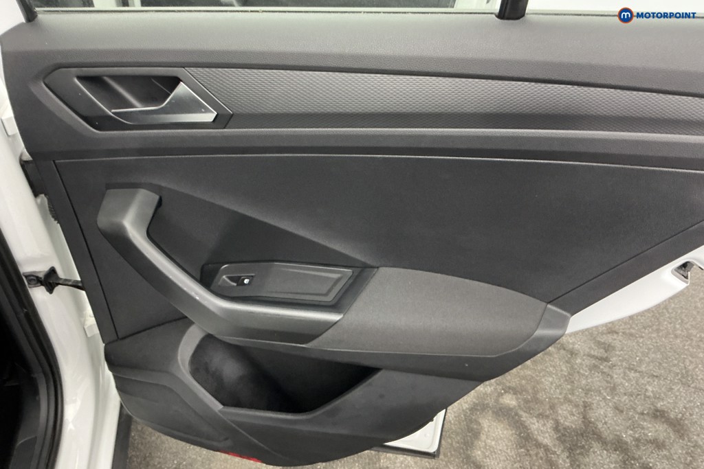 Volkswagen T-Roc Life Automatic Petrol SUV - Stock Number (1620915) - 26th supplementary image