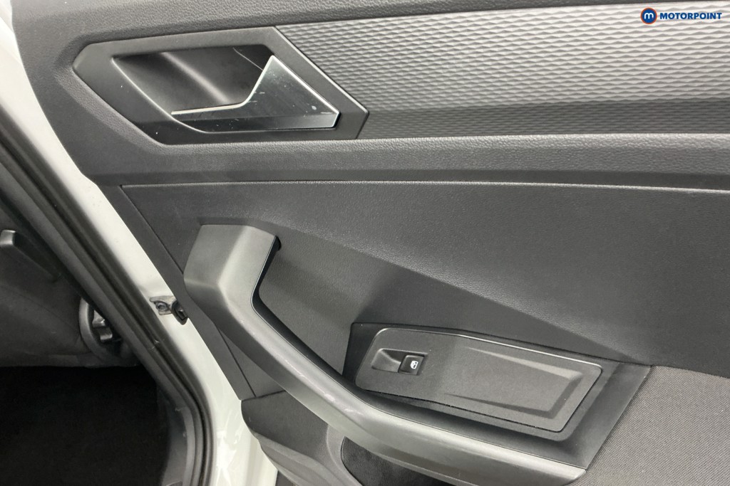Volkswagen T-Roc Life Automatic Petrol SUV - Stock Number (1620915) - 27th supplementary image