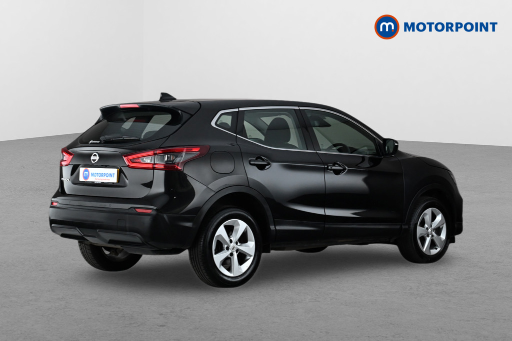 Nissan Qashqai Acenta Premium Manual Diesel SUV - Stock Number (1642952) - Drivers side rear corner