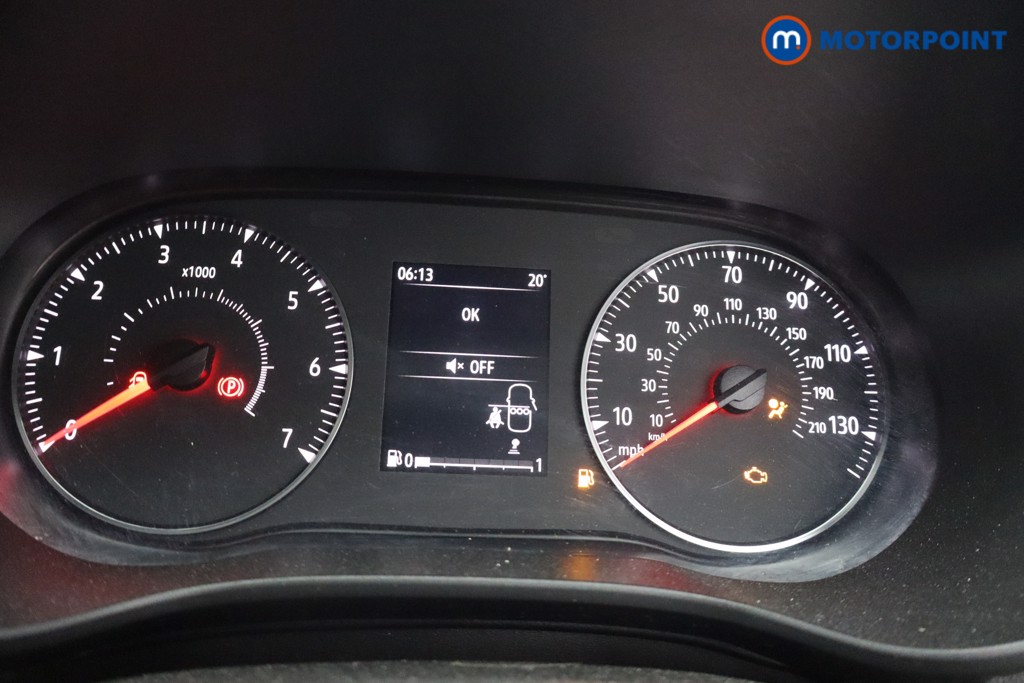 Dacia Sandero Essential Manual Petrol Hatchback - Stock Number (1648107) - 12th supplementary image