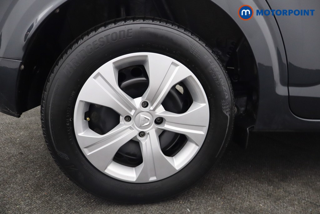 Dacia Sandero Essential Manual Petrol Hatchback - Stock Number (1648107) - 20th supplementary image