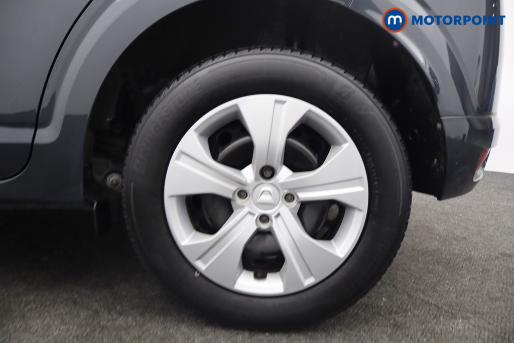 Dacia Sandero Essential Manual Petrol Hatchback - Stock Number (1648107) - 21st supplementary image