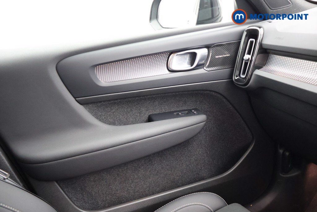 Volvo Xc40 Ultimate Automatic Petrol SUV - Stock Number (1651978) - 13th supplementary image