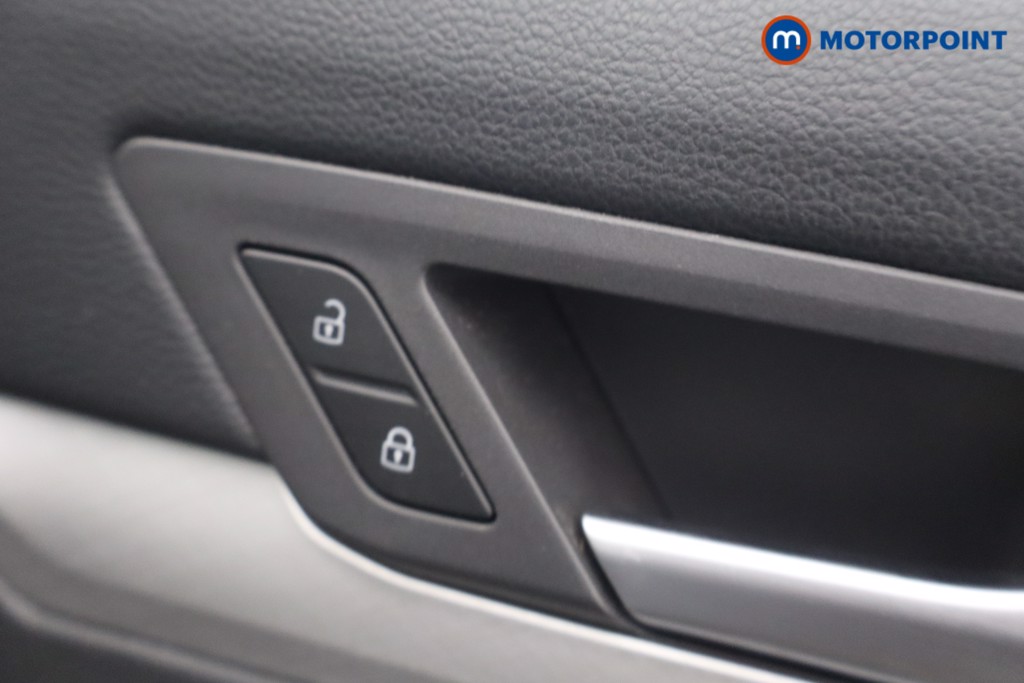 Volkswagen Golf Life Manual Petrol Hatchback - Stock Number (1654076) - 25th supplementary image