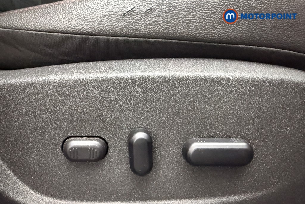 Ford Kuga St-Line Edition Manual Diesel SUV - Stock Number (1655653) - 18th supplementary image