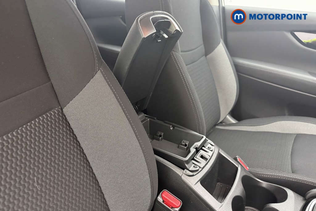 Nissan Qashqai Acenta Premium Manual Petrol SUV - Stock Number (1656504) - 20th supplementary image