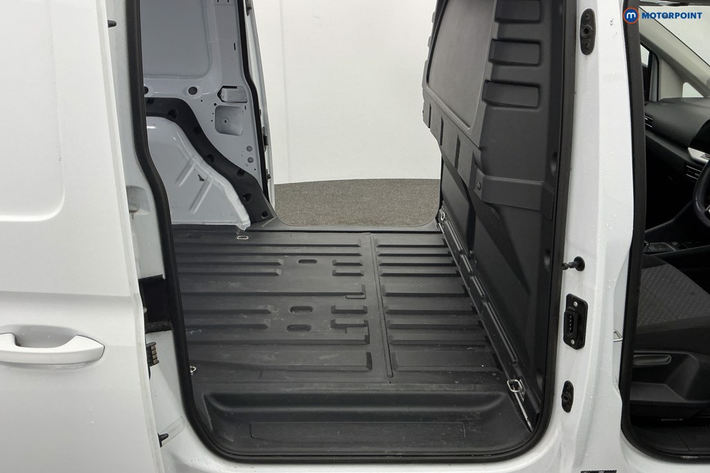 Ford Transit Connect Limited Automatic Petrol Plug-In Hybrid Panel Van - Stock Number (1656602) - 5th supplementary image