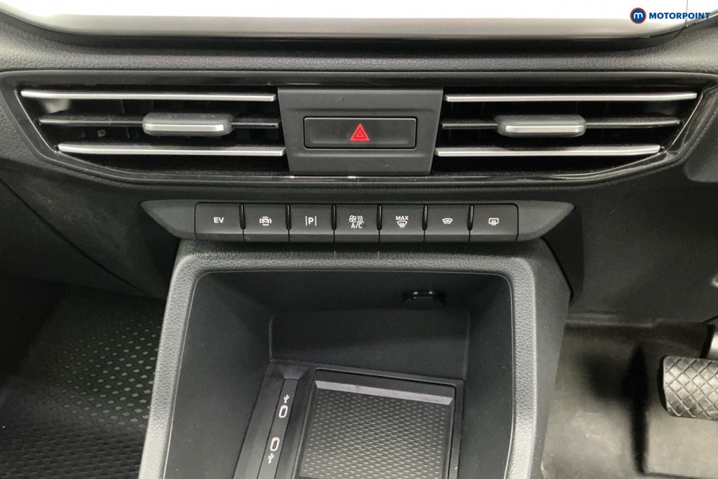 Ford Transit Connect Limited Automatic Petrol Plug-In Hybrid Panel Van - Stock Number (1656602) - 14th supplementary image