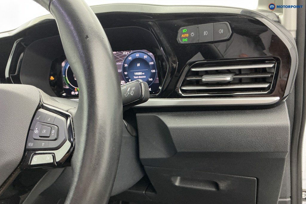 Ford Transit Connect Limited Automatic Petrol Plug-In Hybrid Panel Van - Stock Number (1656602) - 19th supplementary image