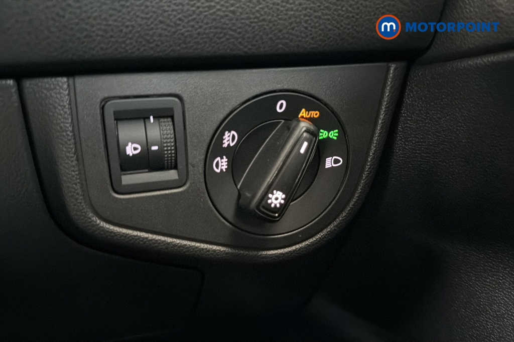 Volkswagen Polo R-Line Automatic Petrol Hatchback - Stock Number (1661034) - 11th supplementary image