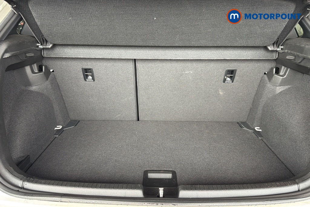 Volkswagen Polo R-Line Automatic Petrol Hatchback - Stock Number (1661034) - 30th supplementary image