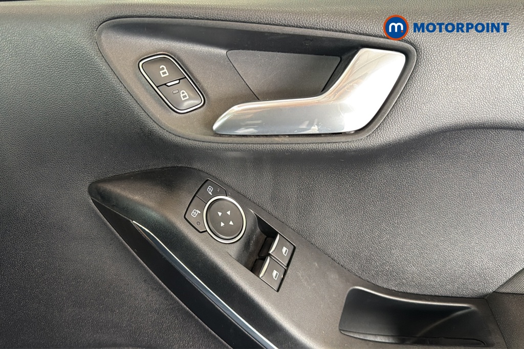 Ford Fiesta Zetec Manual Petrol Hatchback - Stock Number (1661302) - 19th supplementary image