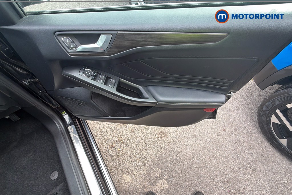 Ford Focus Vignale 1.0 Ecoboost 125 5Dr Auto Automatic Petrol Hatchback - Stock Number (1661998) - 19th supplementary image