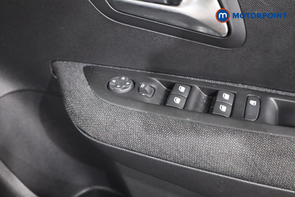 Peugeot 208 Style Manual Petrol Hatchback - Stock Number (1662057) - 12th supplementary image