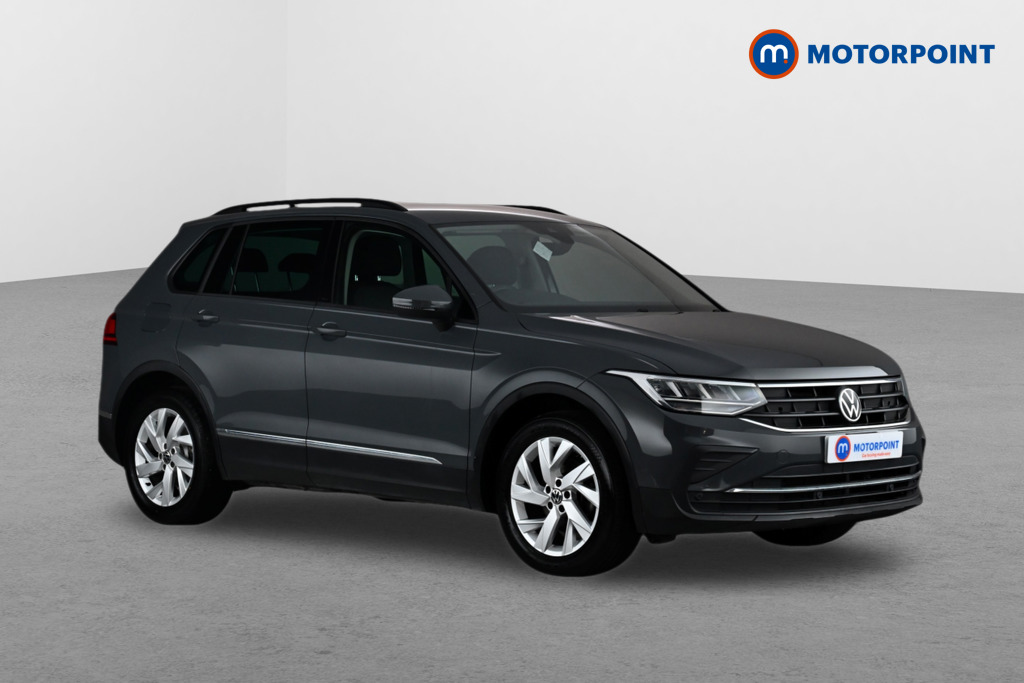 Volkswagen Tiguan Life Manual Petrol SUV - Stock Number (1662232) - Drivers side front corner