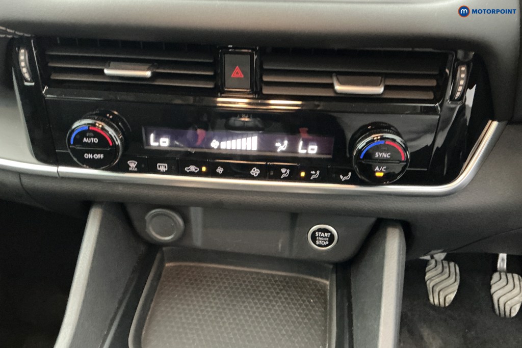 Nissan Qashqai Acenta Premium Manual Petrol SUV - Stock Number (1662363) - 17th supplementary image