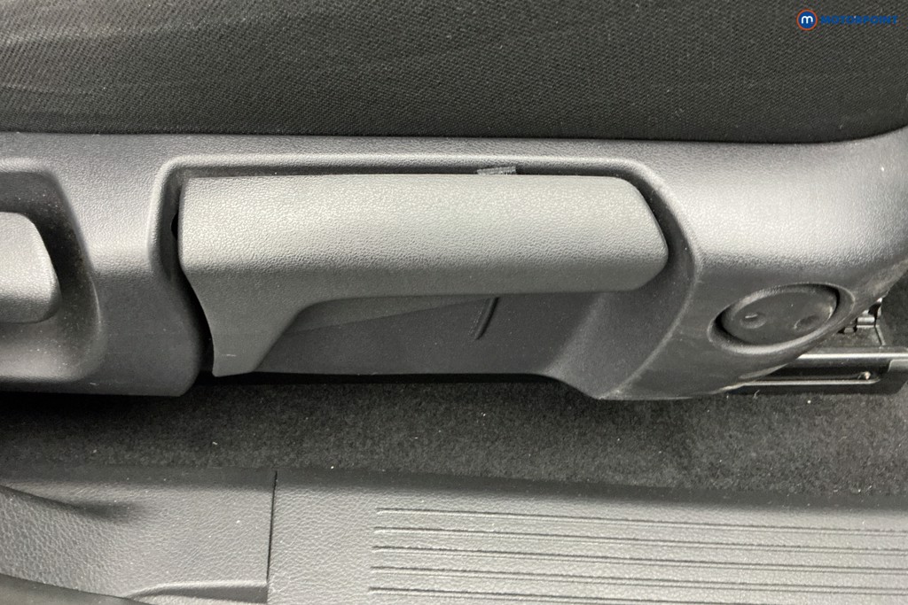 Nissan Qashqai Acenta Premium Manual Petrol SUV - Stock Number (1662363) - 23rd supplementary image