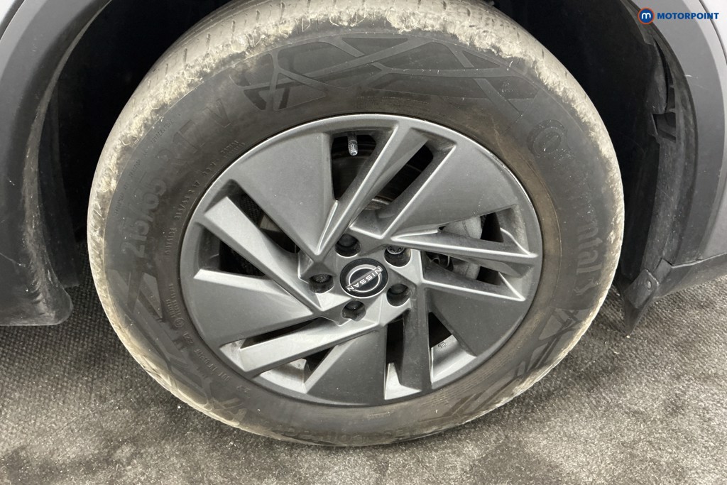 Nissan Qashqai Acenta Premium Manual Petrol SUV - Stock Number (1662363) - 33rd supplementary image
