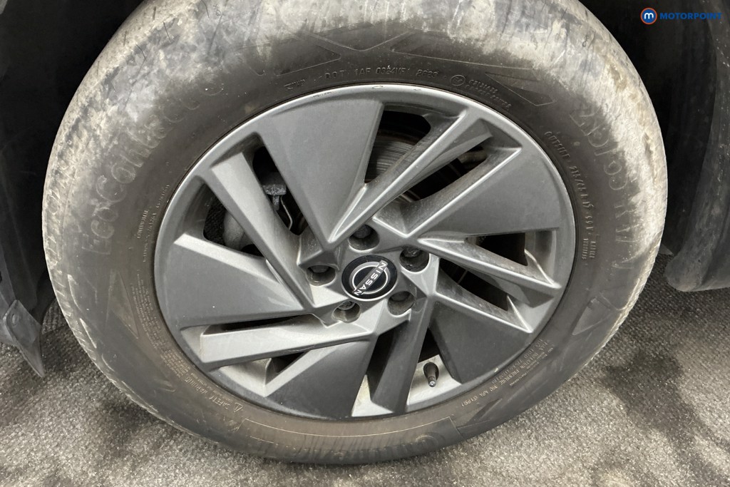 Nissan Qashqai Acenta Premium Manual Petrol SUV - Stock Number (1662363) - 34th supplementary image