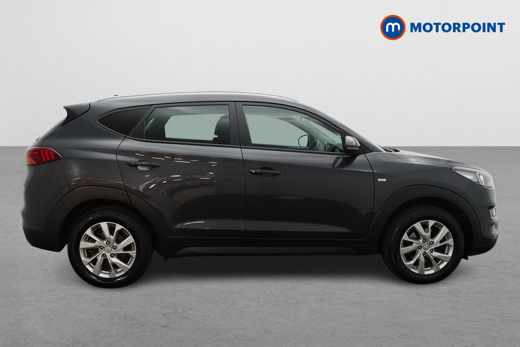 Hyundai Tucson Se Nav Automatic Diesel SUV - Stock Number (1662869) - Drivers side