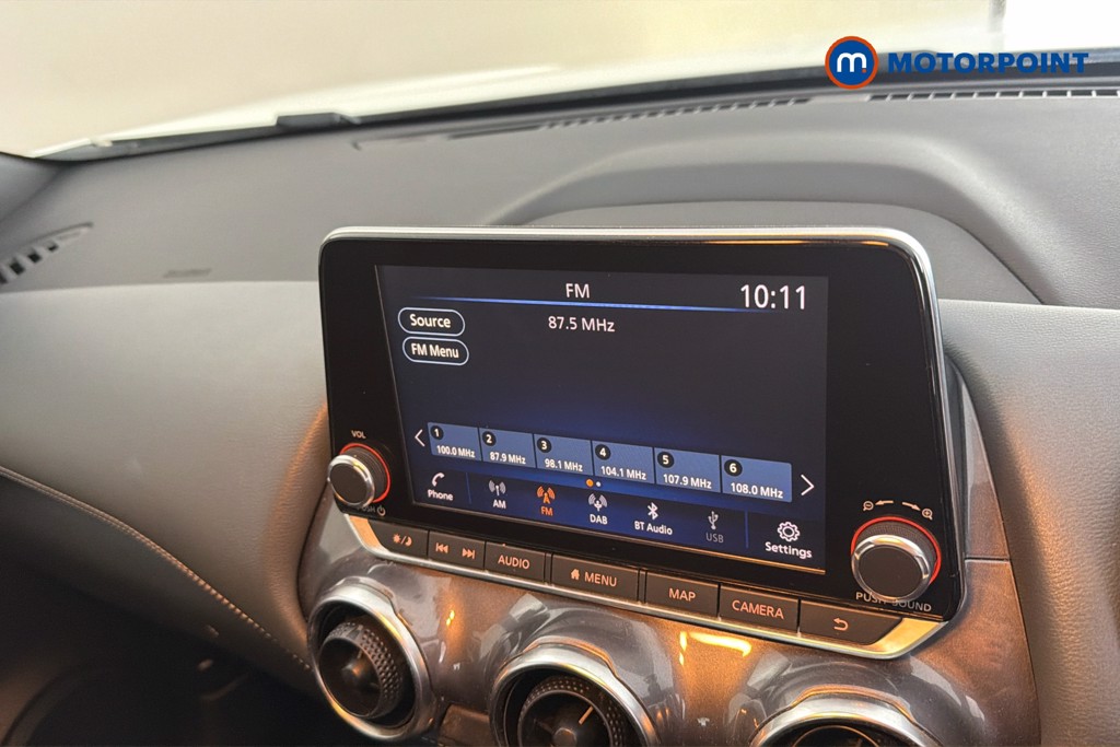 Nissan Juke N-Connecta Manual Petrol SUV - Stock Number (1664025) - 9th supplementary image