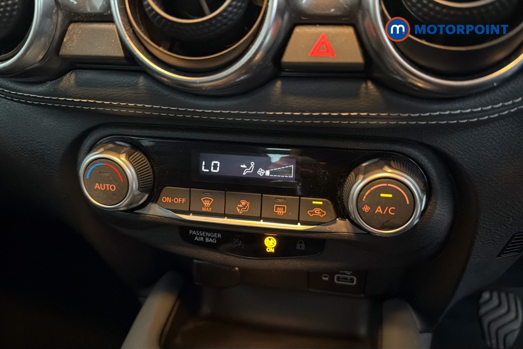 Nissan Juke N-Connecta Manual Petrol SUV - Stock Number (1664025) - 12th supplementary image