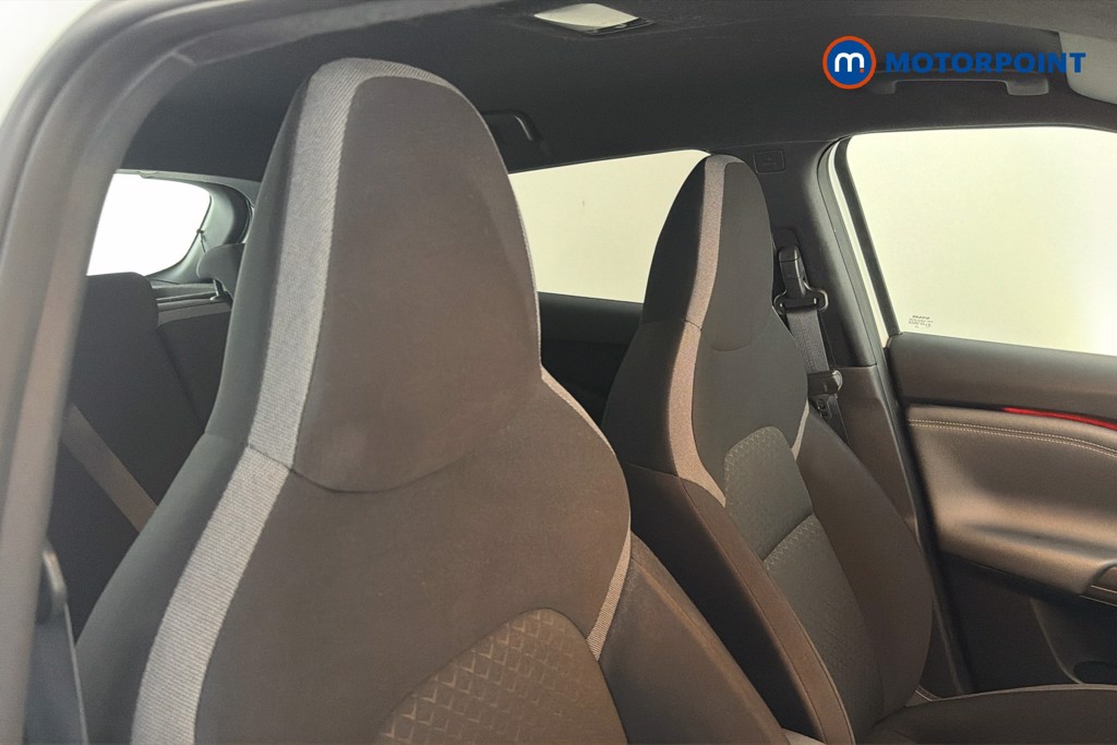 Nissan Juke N-Connecta Manual Petrol SUV - Stock Number (1664025) - 23rd supplementary image