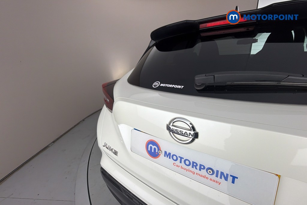 Nissan Juke N-Connecta Manual Petrol SUV - Stock Number (1664025) - 37th supplementary image