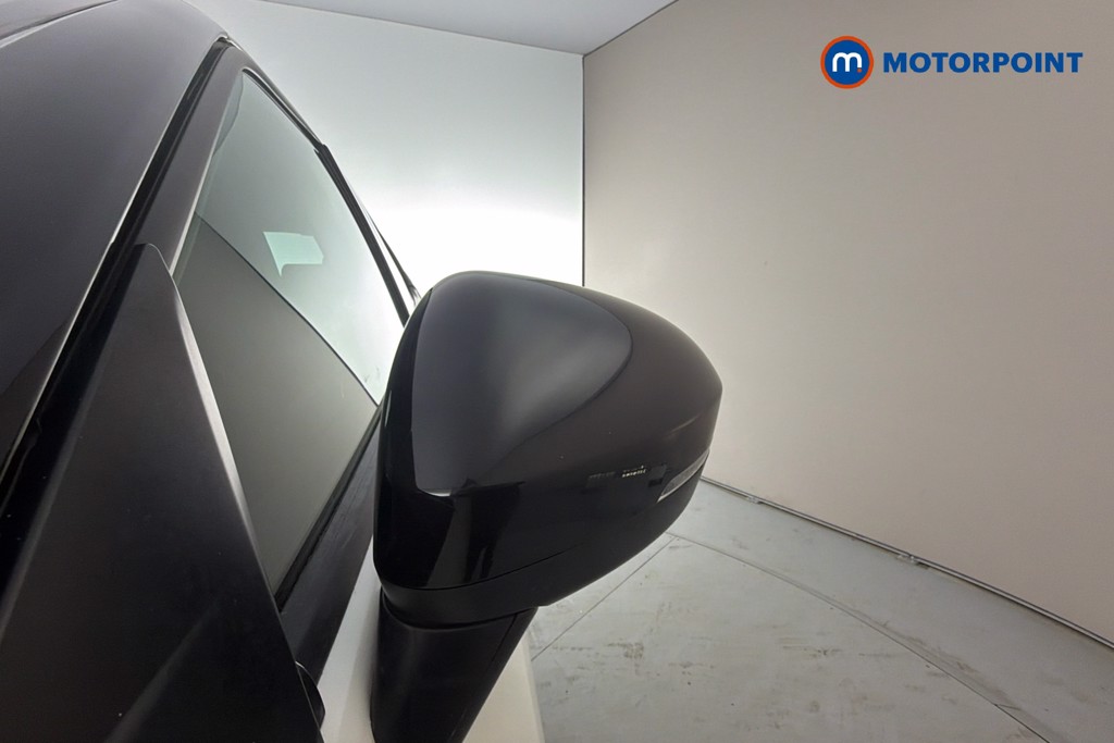 Nissan Juke N-Connecta Manual Petrol SUV - Stock Number (1664025) - 43rd supplementary image