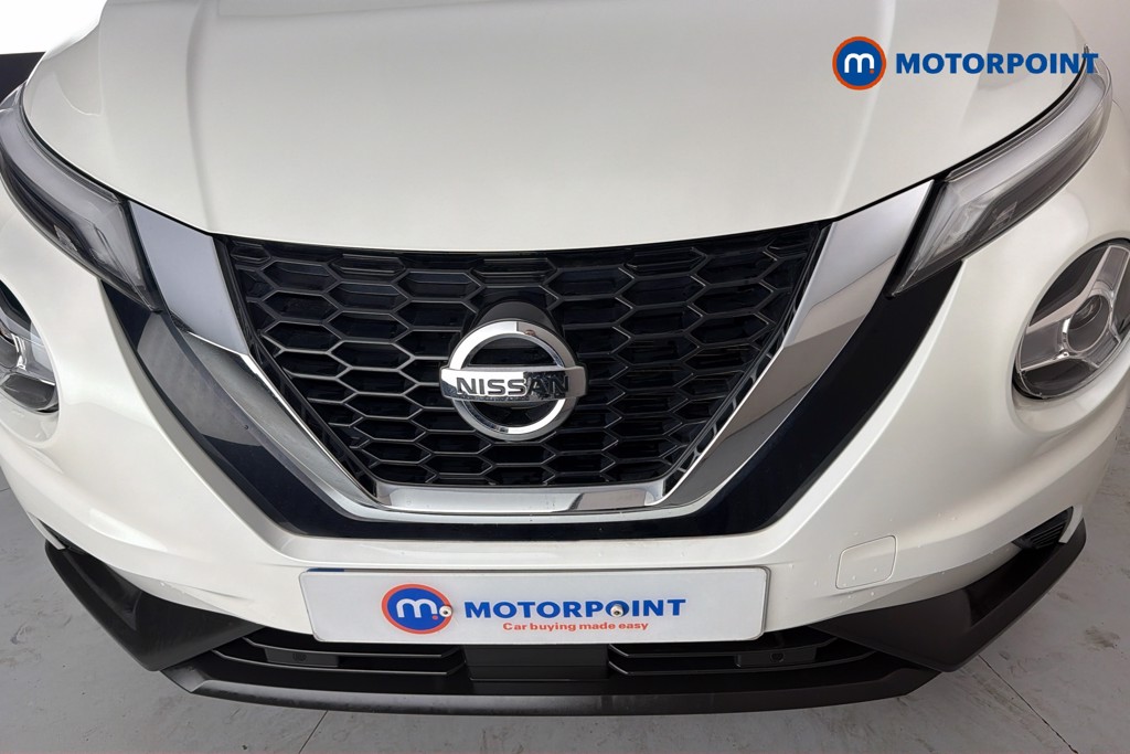 Nissan Juke N-Connecta Manual Petrol SUV - Stock Number (1664025) - 45th supplementary image