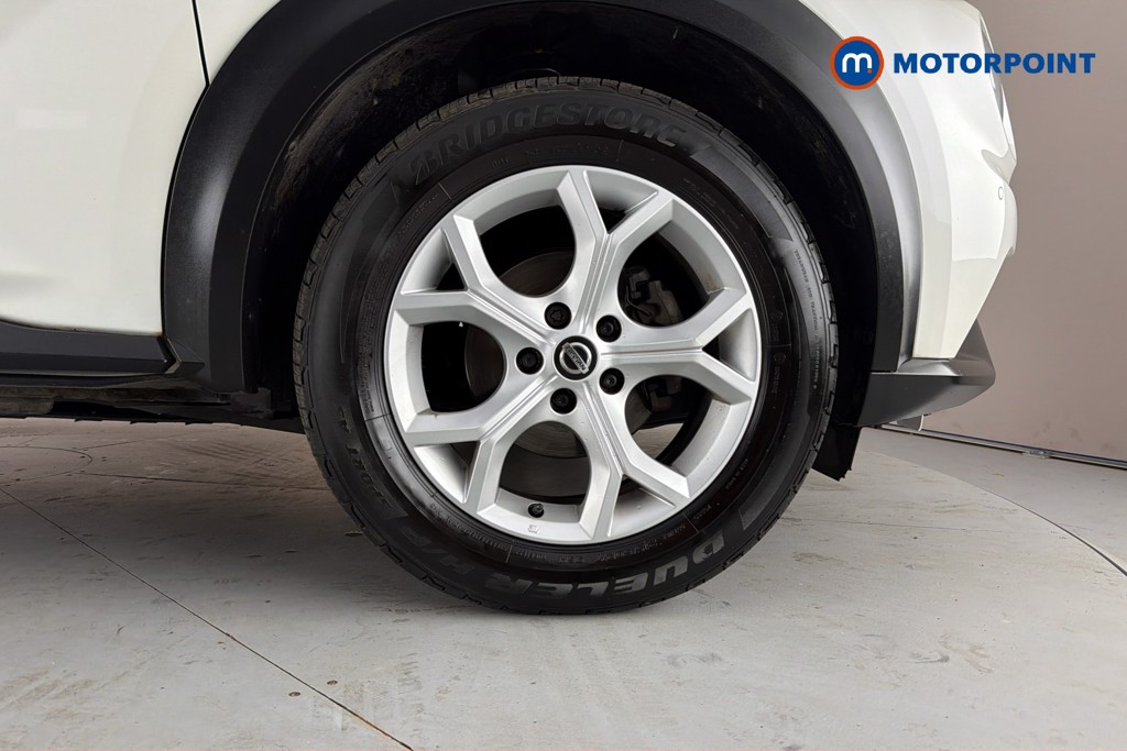 Nissan Juke N-Connecta Manual Petrol SUV - Stock Number (1664025) - 50th supplementary image