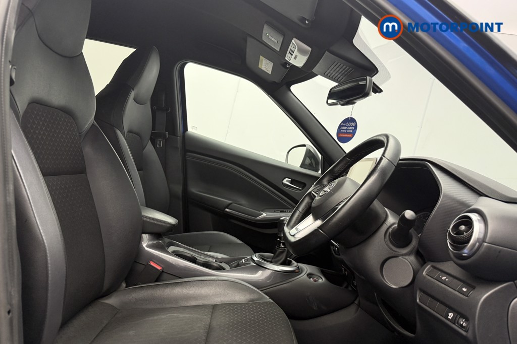 Nissan Juke N-Connecta Manual Petrol SUV - Stock Number (1664254) - 8th supplementary image