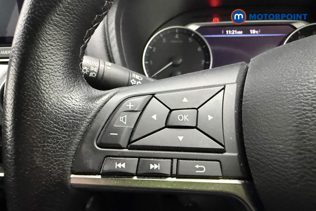 Nissan Juke N-Connecta Manual Petrol SUV - Stock Number (1664254) - 14th supplementary image