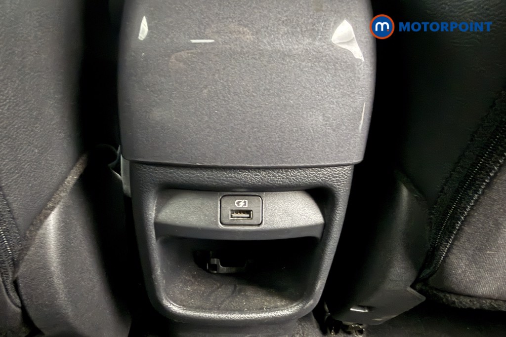 Nissan Juke N-Connecta Manual Petrol SUV - Stock Number (1664254) - 20th supplementary image