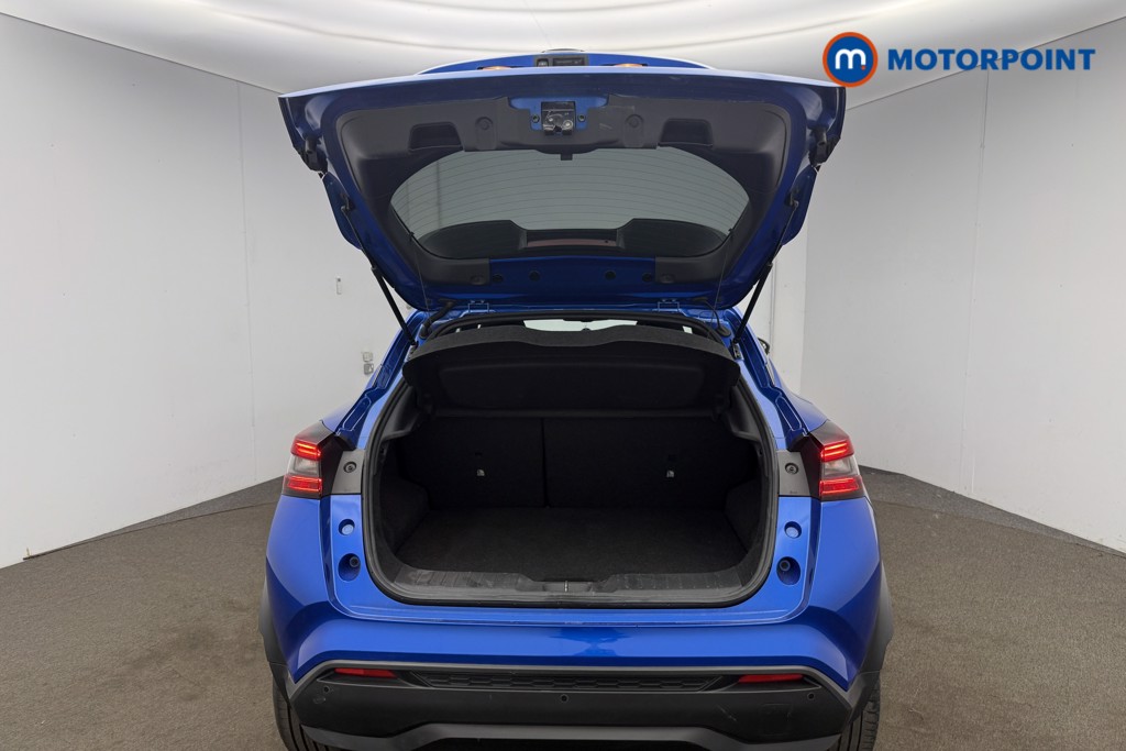 Nissan Juke N-Connecta Manual Petrol SUV - Stock Number (1664254) - 21st supplementary image
