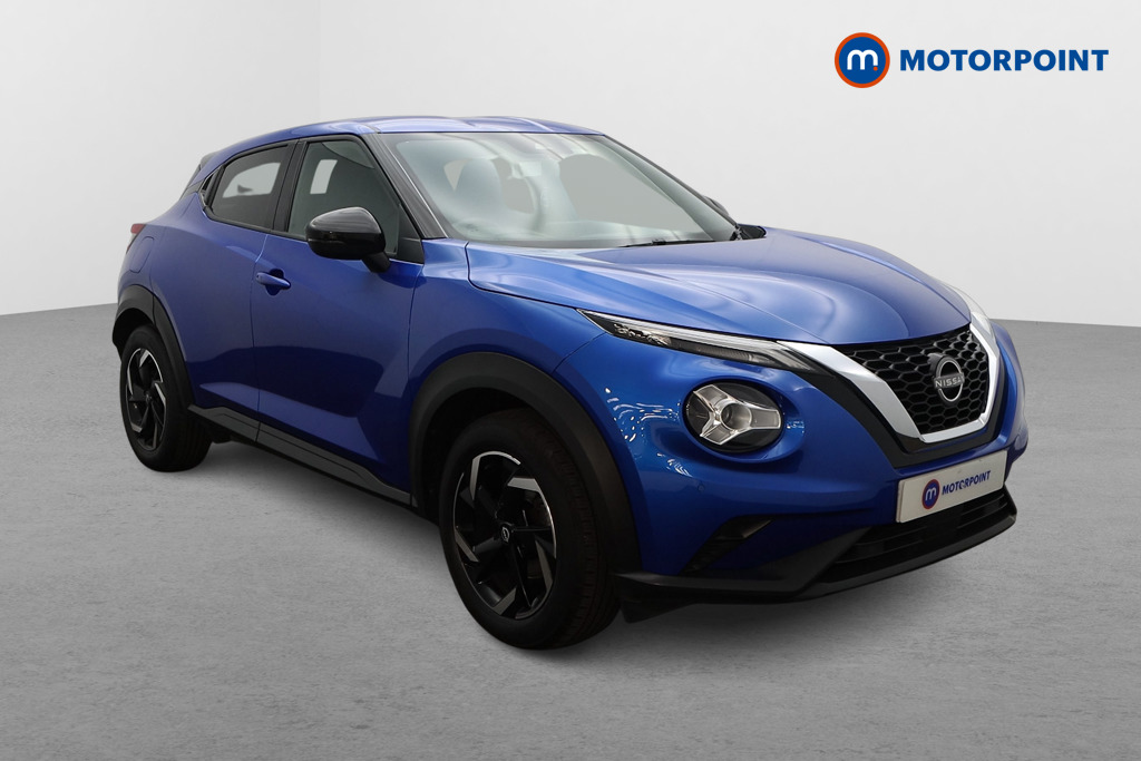 Nissan Juke N-Connecta Manual Petrol SUV - Stock Number (1664254) - Drivers side front corner