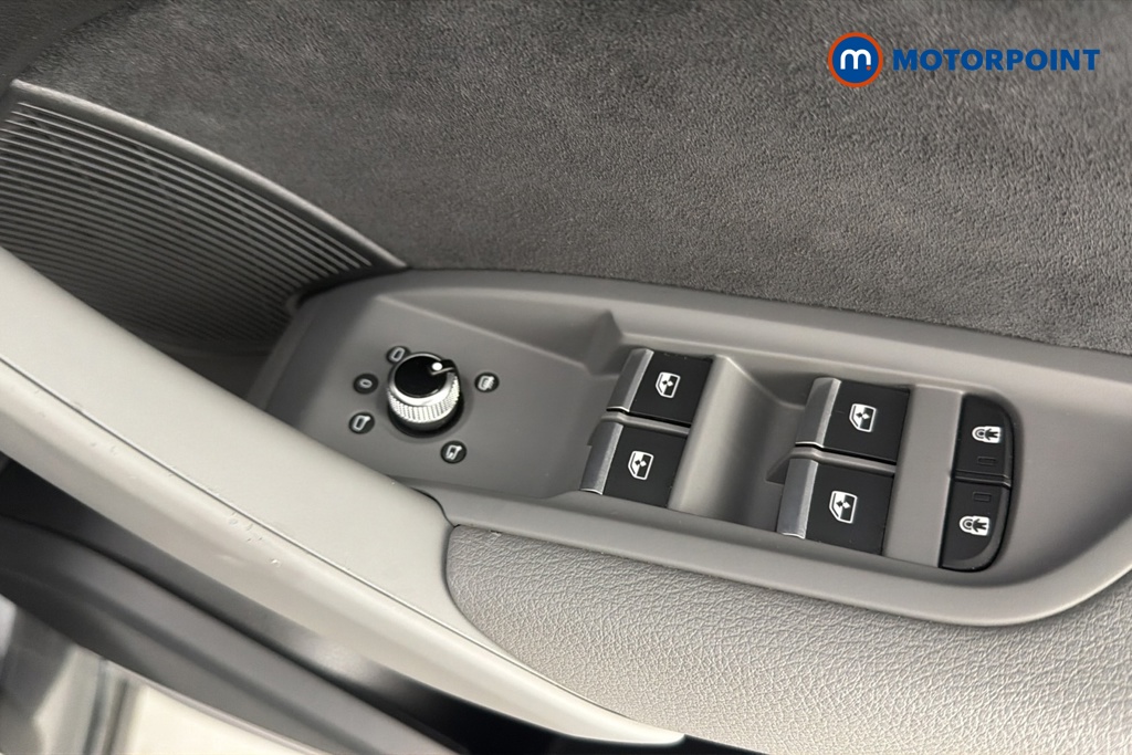 Audi Q5 S Line Automatic Petrol SUV - Stock Number (1664413) - 19th supplementary image