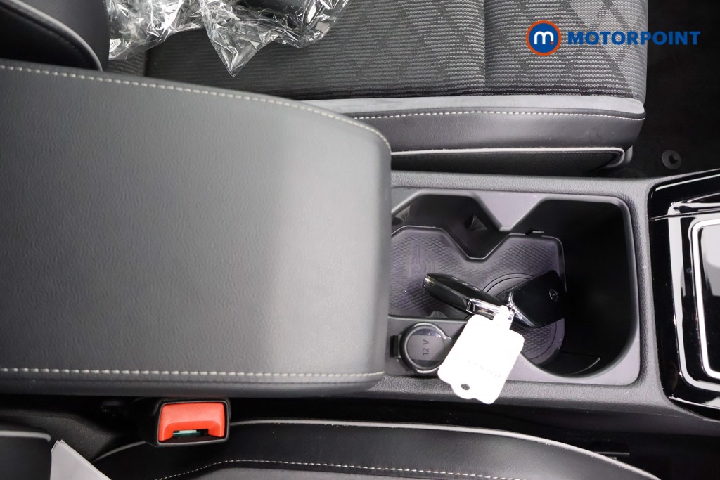 Volkswagen Golf R-Line Automatic Diesel Estate - Stock Number (1665009) - 14th supplementary image