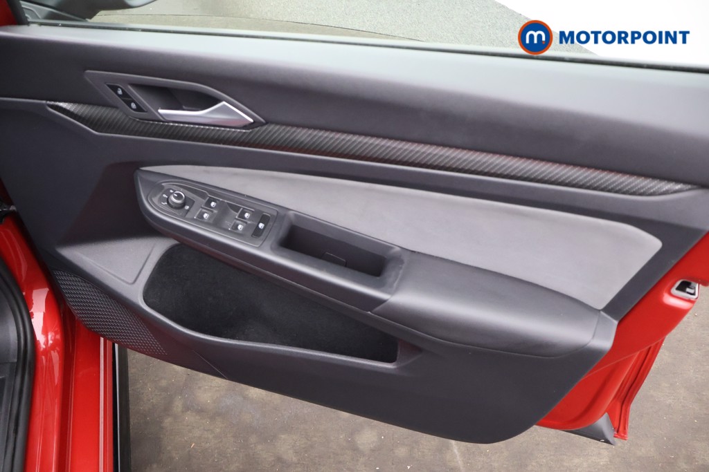 Volkswagen Golf R-Line Automatic Diesel Estate - Stock Number (1665009) - 19th supplementary image
