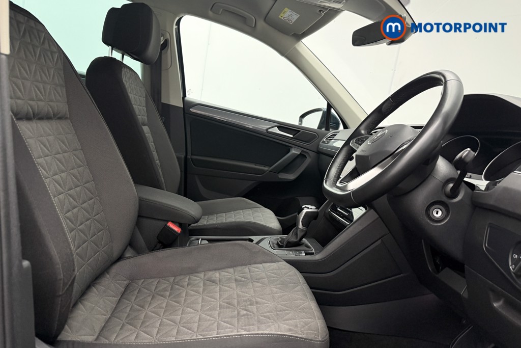 Volkswagen Tiguan Life Automatic Petrol SUV - Stock Number (1665399) - 8th supplementary image