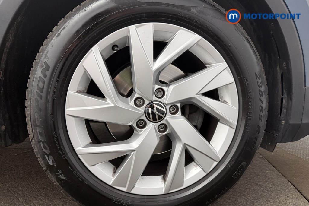 Volkswagen Tiguan Life Automatic Petrol SUV - Stock Number (1665399) - 11th supplementary image