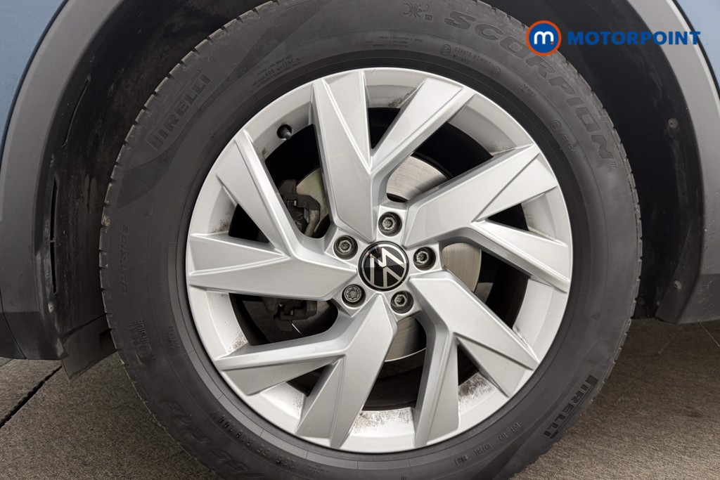 Volkswagen Tiguan Life Automatic Petrol SUV - Stock Number (1665399) - 12th supplementary image