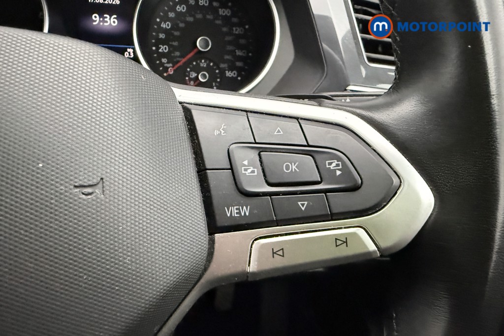 Volkswagen Tiguan Life Automatic Petrol SUV - Stock Number (1665399) - 15th supplementary image