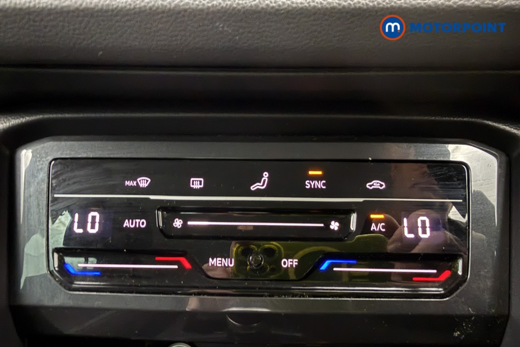 Volkswagen Tiguan Life Automatic Petrol SUV - Stock Number (1665399) - 16th supplementary image