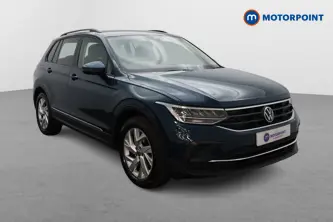 Volkswagen Tiguan Life Automatic Petrol SUV - Stock Number (1665399) - Drivers side front corner