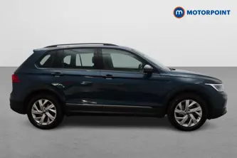 Volkswagen Tiguan Life Automatic Petrol SUV - Stock Number (1665399) - Drivers side