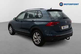 Volkswagen Tiguan Life Automatic Petrol SUV - Stock Number (1665399) - Passenger side rear corner